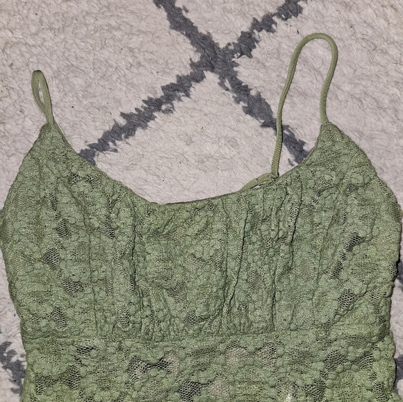 Saints + Secrets lace bodysuit medium - Picture 2 of 6